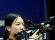 开云官方app入口-射击冠军夺得，殊死一战激动人心