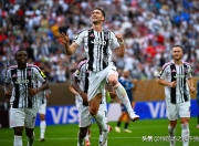 开云体育直播-尤文图斯后卫斩获制胜入球，客场逼平劲旅的简单介绍