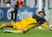 开云官网-北欧风暴难撼钢铁防线，穆勒硬仗之王本色尽显，勒沃库森战术机器完美压制挪威冲击