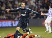 开云官网-伦纳德爆发撕裂防线，吉林队强势晋级如旭日东升