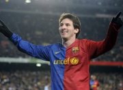 开云体育-绿茵双面镜，伊朗铁血横扫非洲之雄，奥纳纳欧冠之夜展现代门神统治力