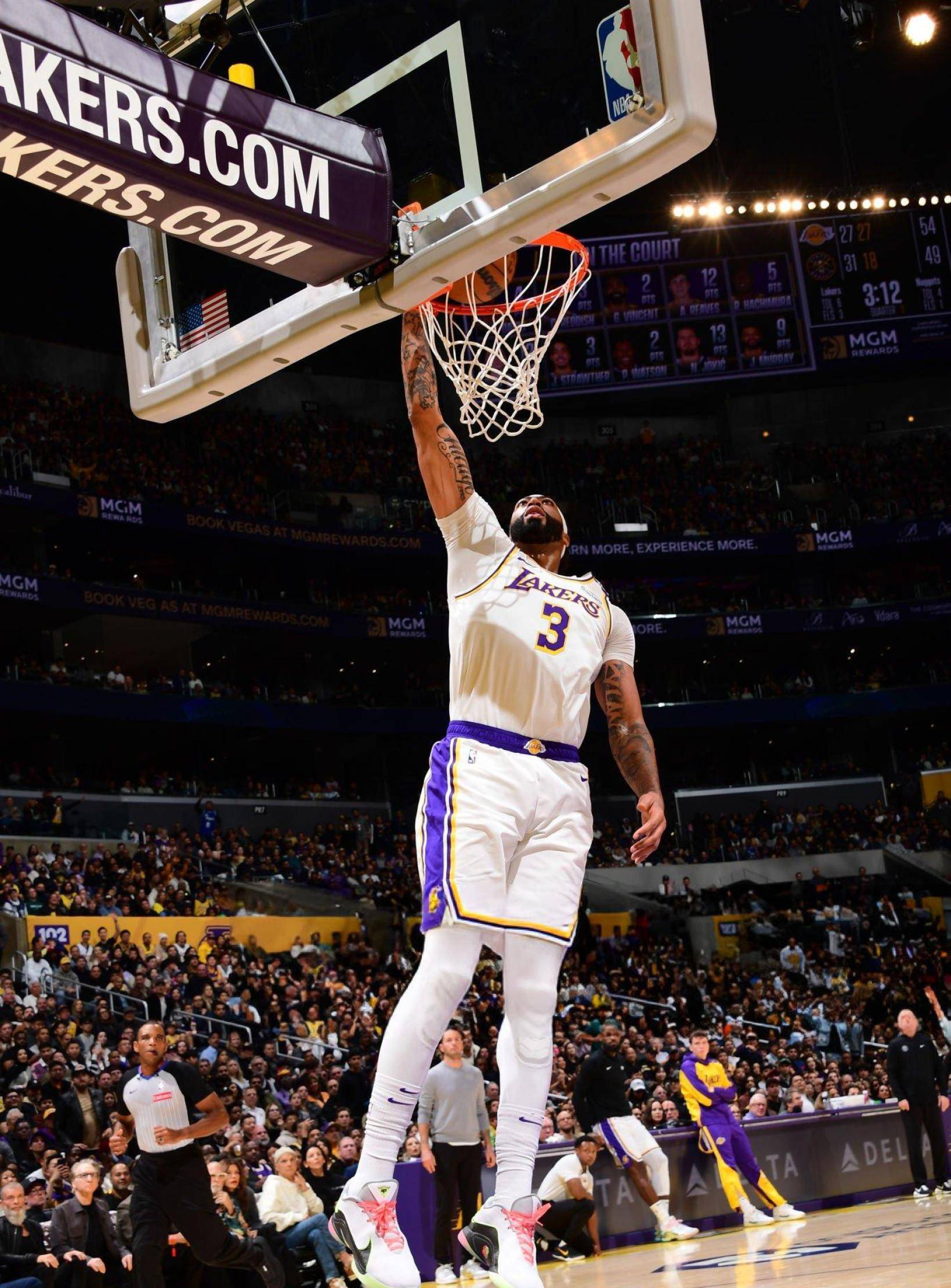 湖人B队逆转火箭，约基奇爆发神勇的简单介绍