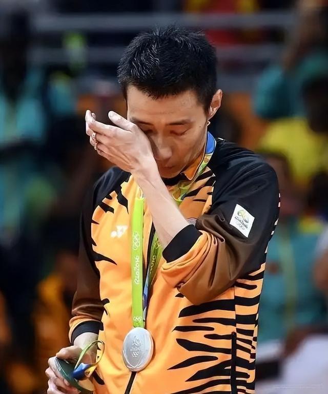 包含韩国羽毛球队横扫日本羽毛球队，李宗伟高光表现的词条