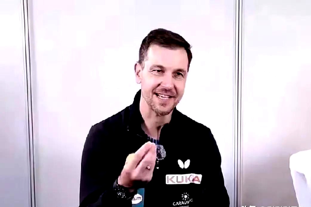 关于英国乒乓球队完胜奥地利乒乓球队，波尔完成帽子戏法的信息