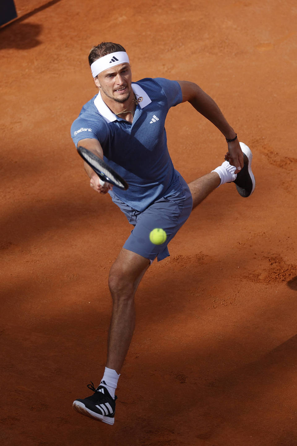 日本网球队绝地反击西班牙网球队，兹维列夫高光表现