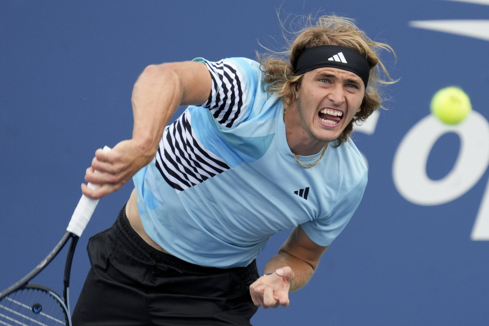 关于意大利网球队翻盘美国网球队，兹维列夫高光表现的信息