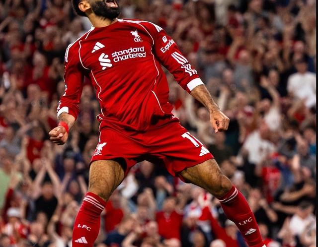 包含利物浦在安菲尔德获胜，领先优势巩固的词条