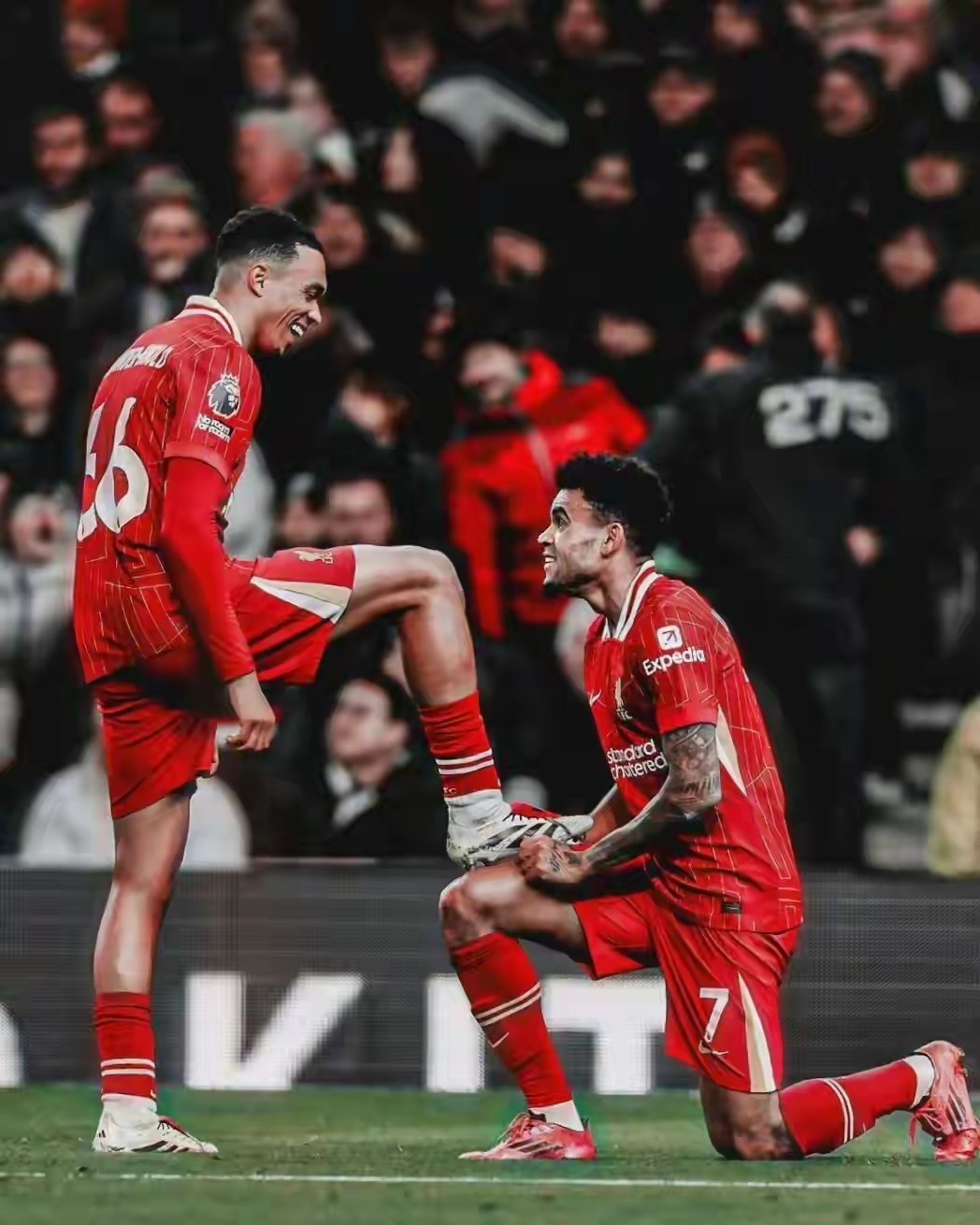 利物浦对阵热刺，双方都渴望赢得胜利的简单介绍