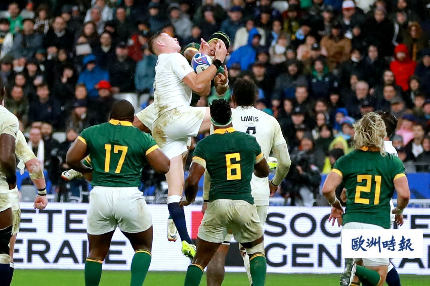 南非队在比赛中取得胜利，挺进决赛！的简单介绍