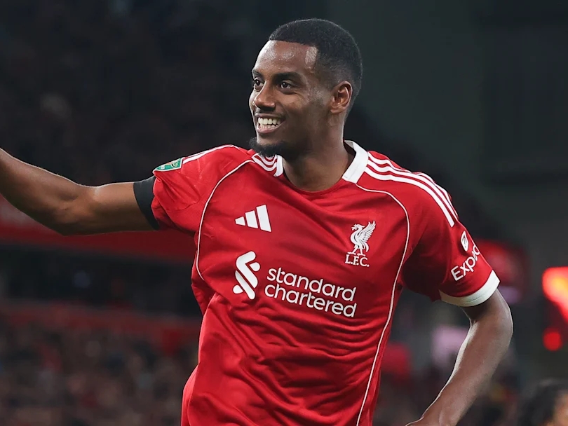 包含利物浦客场逆转水晶宫，夺得胜利的词条