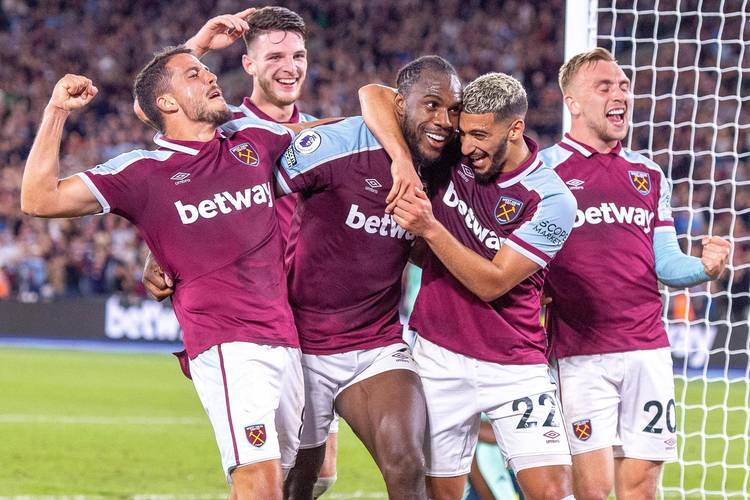 华尔夫斯堡客场战胜热刺,豪取三分 华尔夫斯堡客场战胜热刺,豪取三分