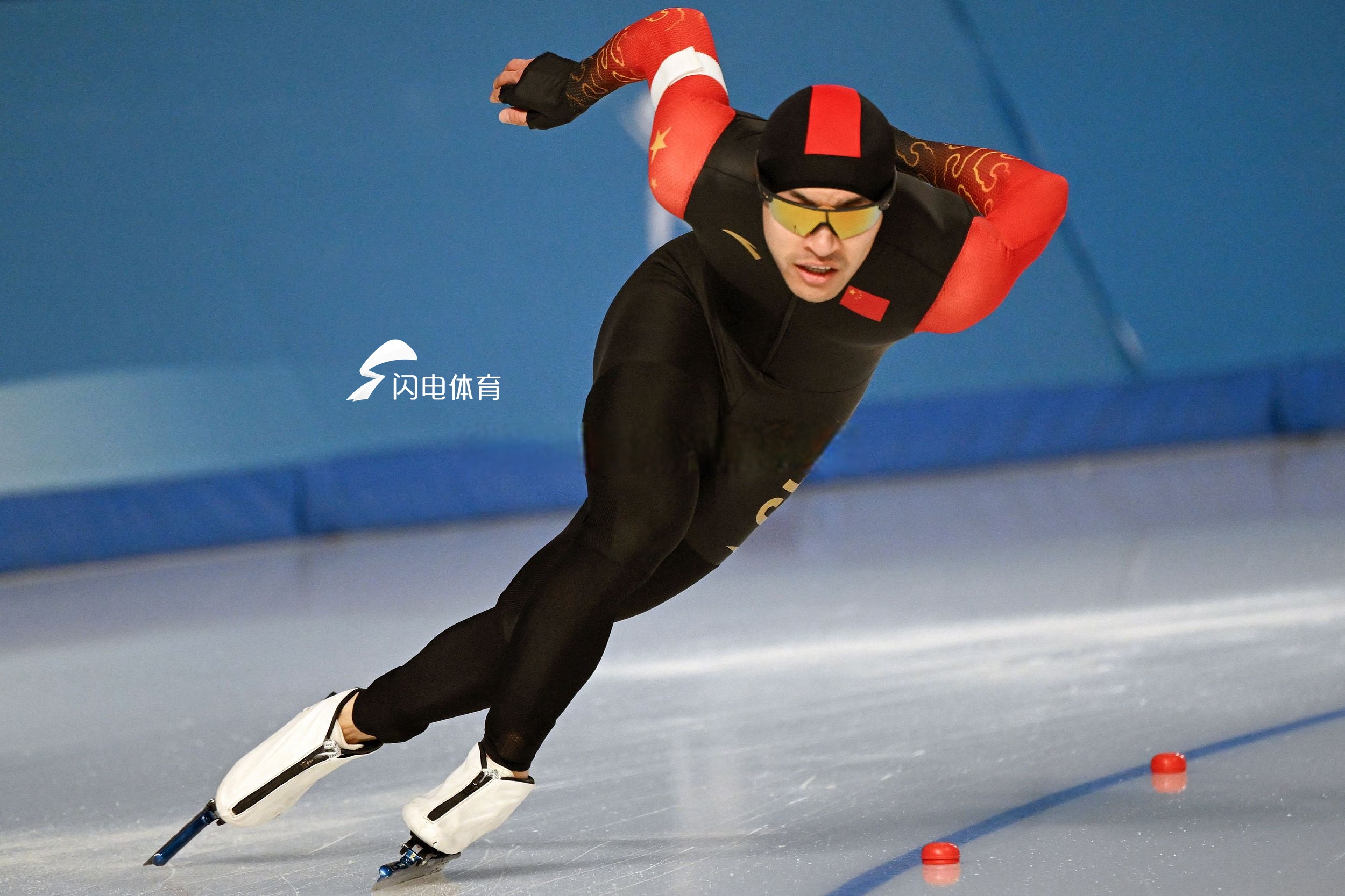 关于东欧运动员力争上游，追求优势的信息