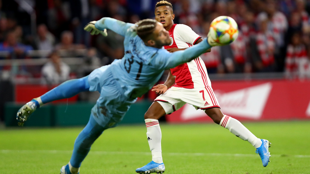 班尼罗夫前缘助攻，展现欧冠四强实力的简单介绍