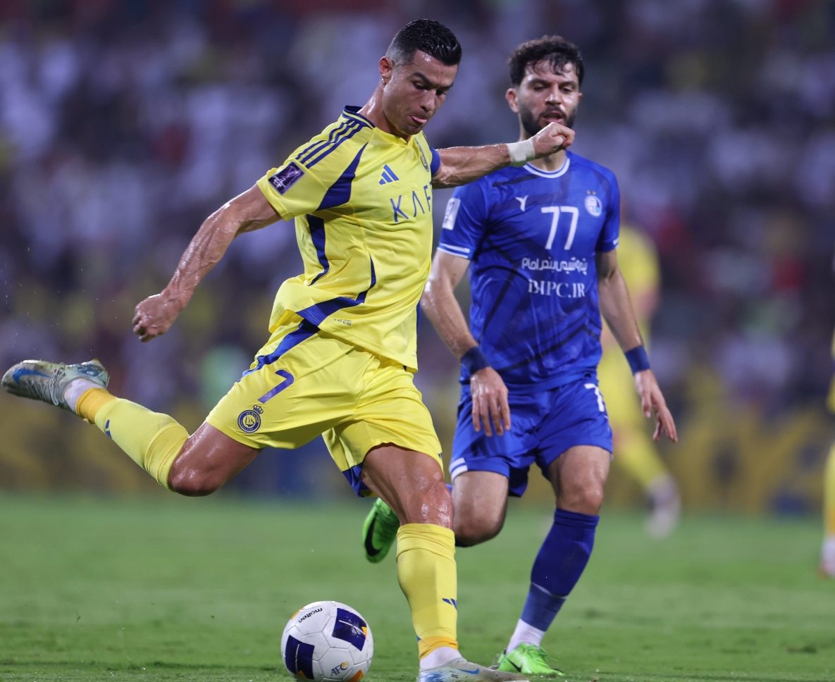 包含波兰险胜英格兰，迪马利亚惊艳世界的词条