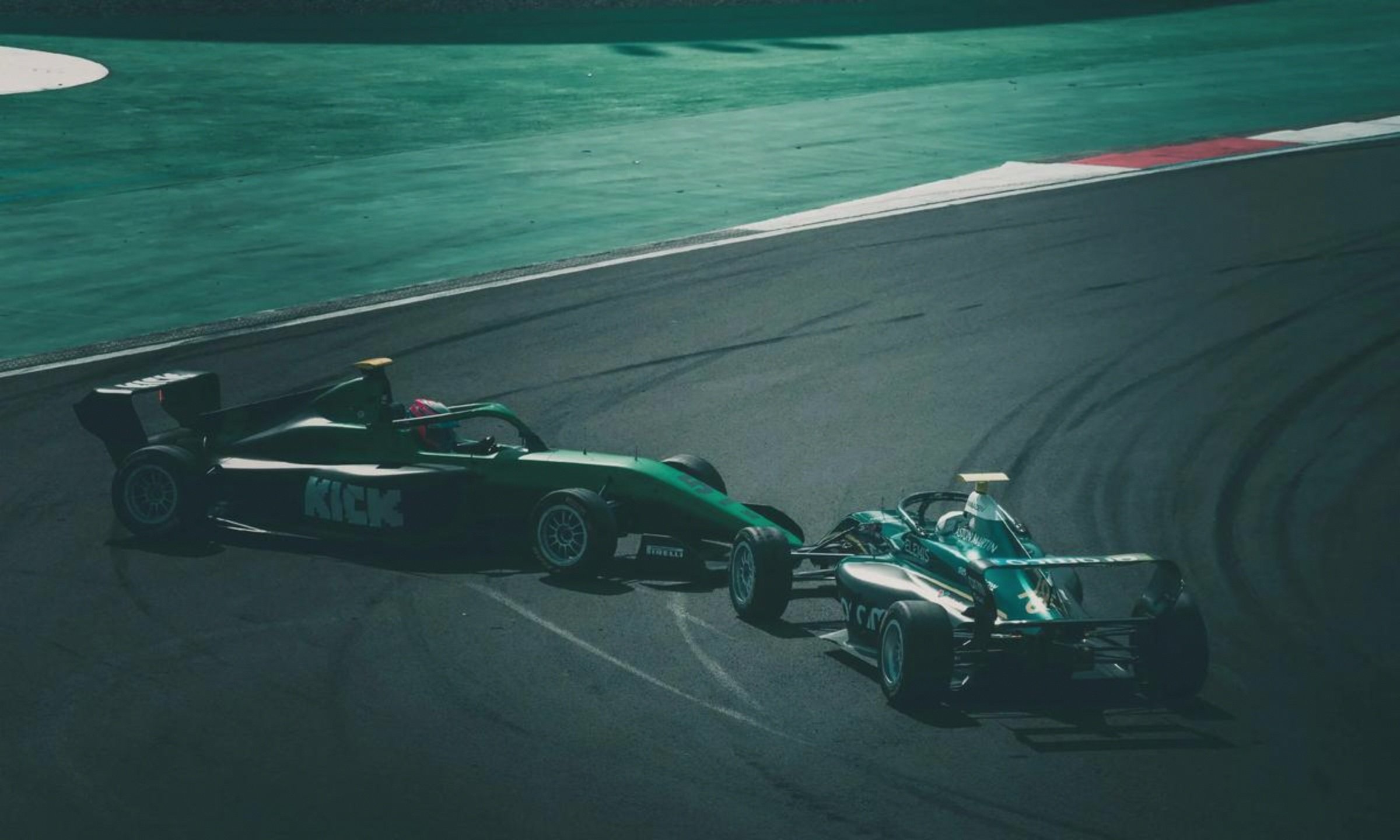 包含法拉利鏖战威廉姆斯,汉密尔顿扛起全队的词条 包含法拉利鏖战威廉姆斯,汉密尔顿扛起全队的词条