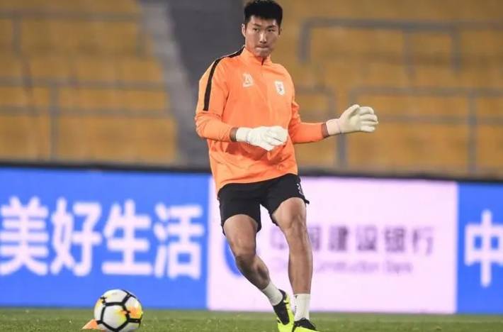 包含山东鲁能客场逆袭,喜获三分的词条 包含山东鲁能客场逆袭,喜获三分的词条