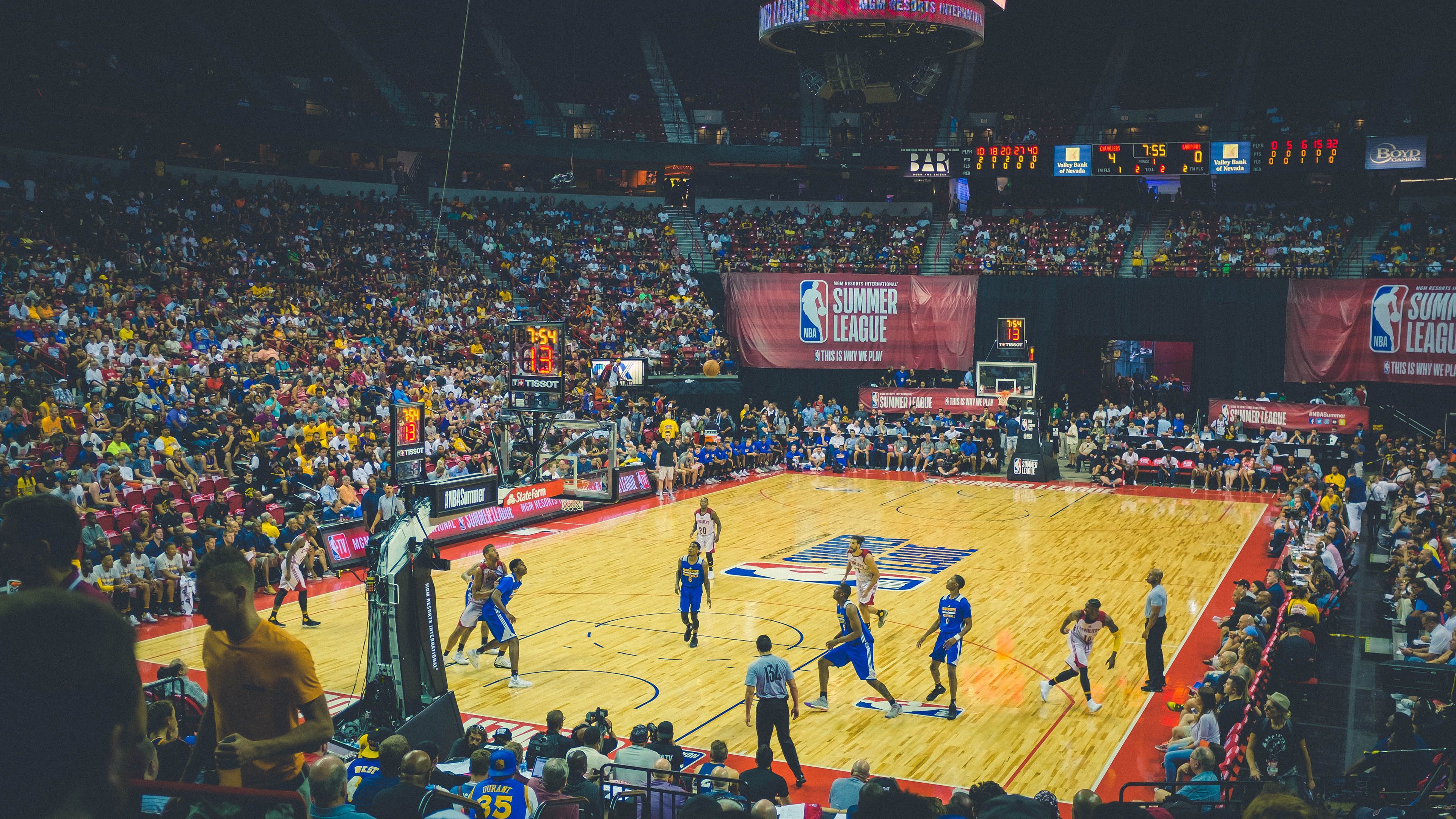 从马刺翻盘到世界杯舞台,福克斯的接管时刻如何定义竞技体育的永恒魅力