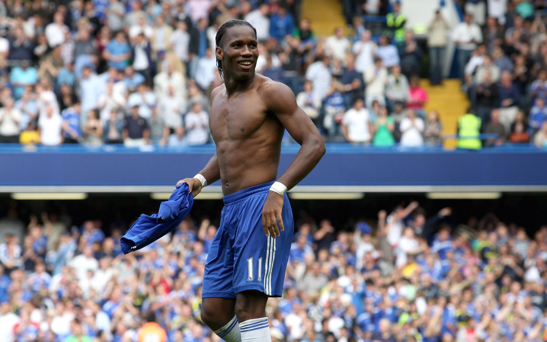 曼城强压沙特金元攻势,奥斯梅恩成蓝月王朝关键拼图